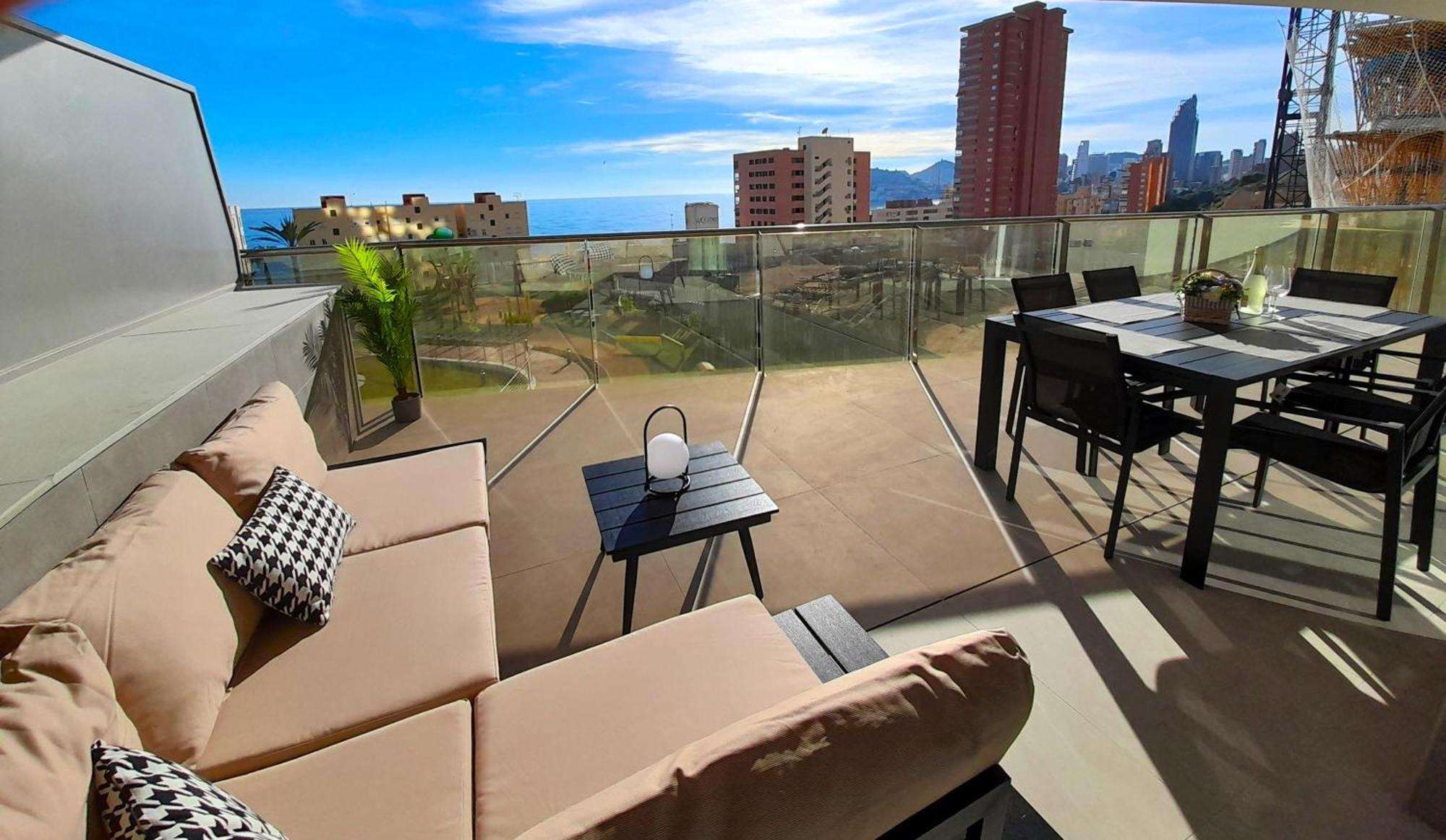 Sunset Cliffs 3 Bedrooms Apartment
