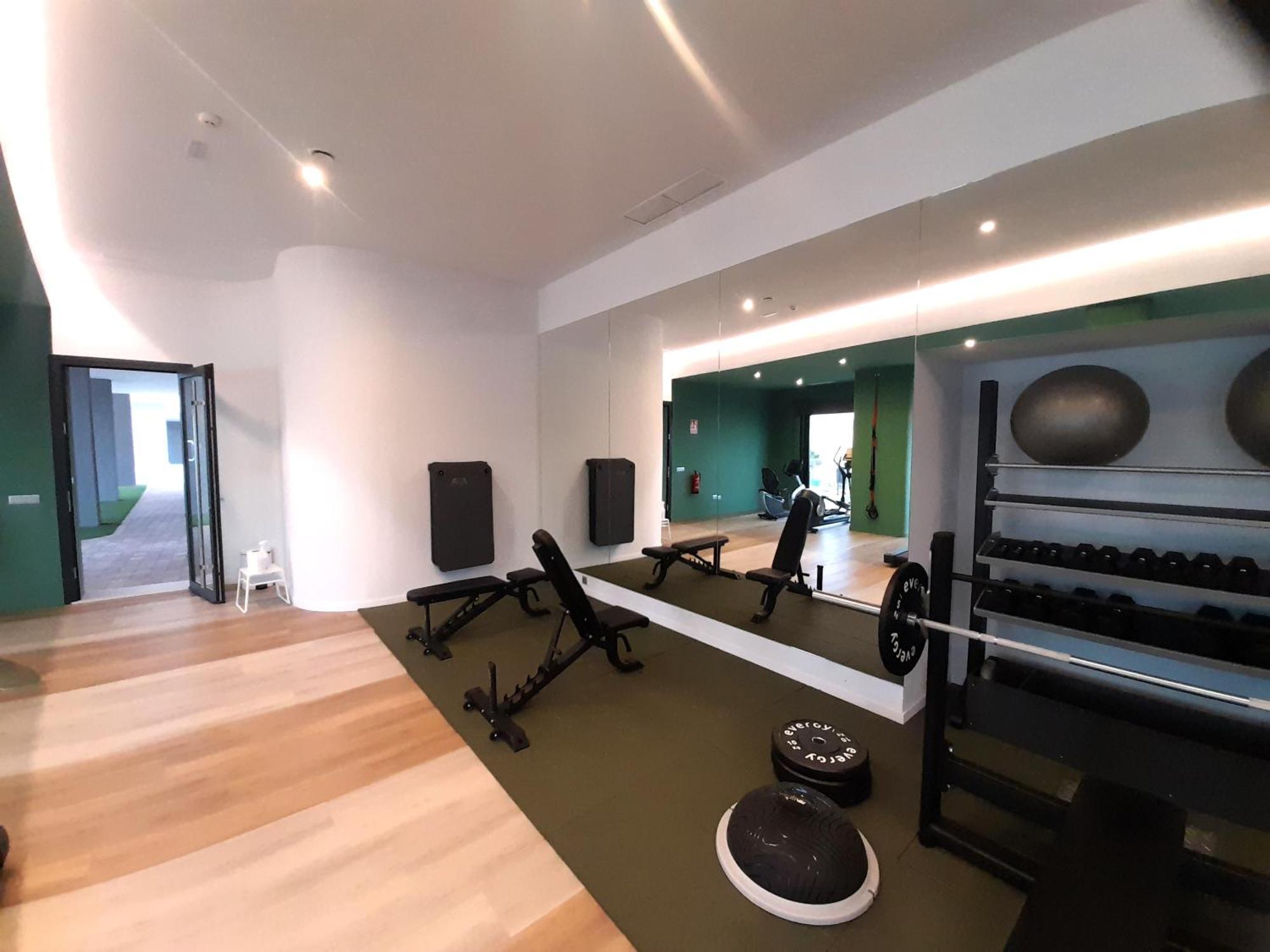 Sunset Cliffs 3 Bedrooms Apartment *